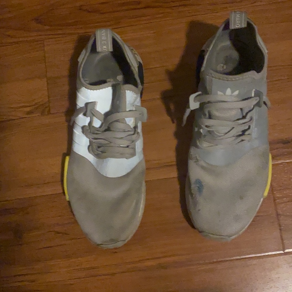 Adidas Nmds USED HEAVILY, still wearable still can be used - Picture 4 of 4
